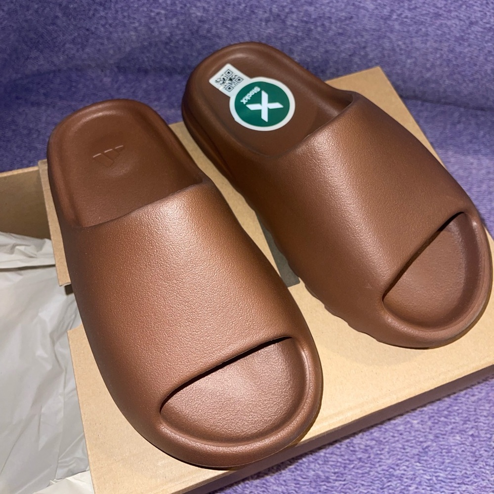 Yeezy Slide Flax
